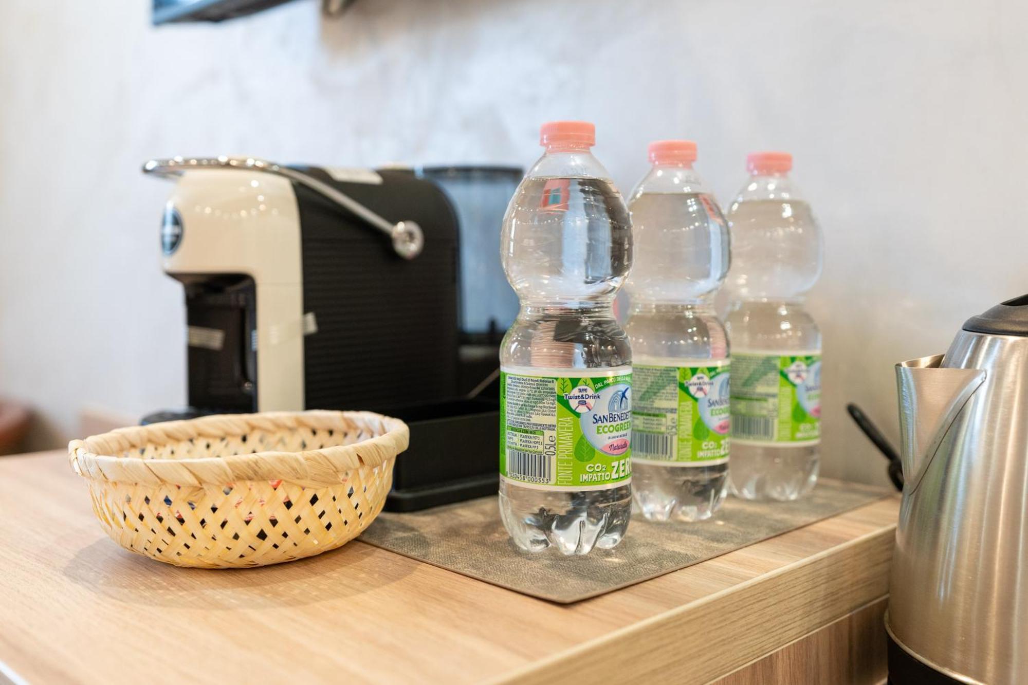 Leone D'Oro Guesthouse - Close To Piazza Vittorio 로마 외부 사진