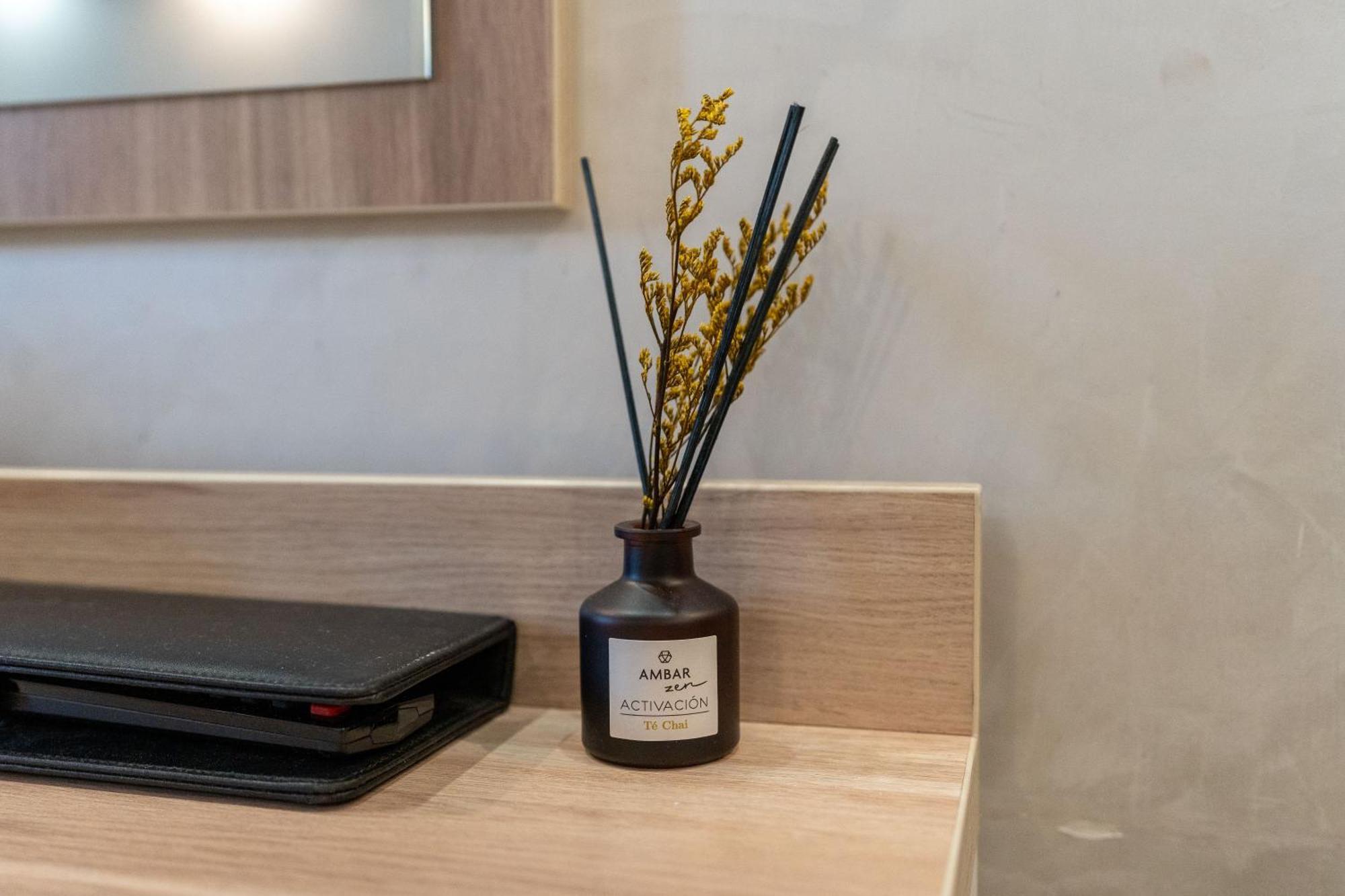 Leone D'Oro Guesthouse - Close To Piazza Vittorio 로마 외부 사진